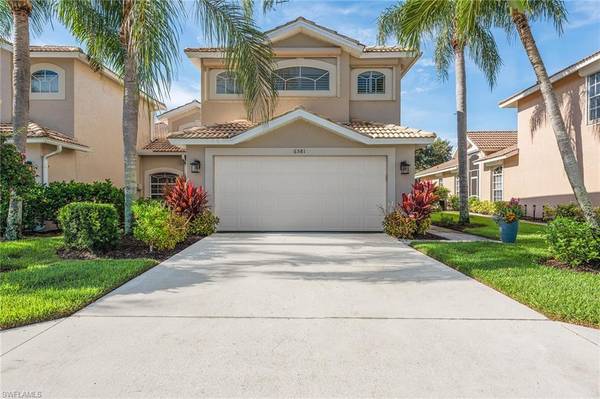 6581 Castlelawn PL, Naples, FL 34113