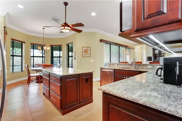 Naples, FL 34119,3208 Atlantic CIR