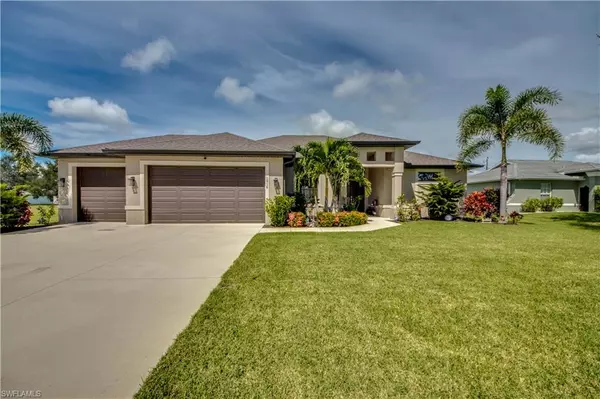 1916 SE 8th PL, Cape Coral, FL 33990