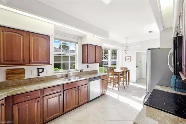 Bonita Springs, FL 34135,13641 Southampton DR