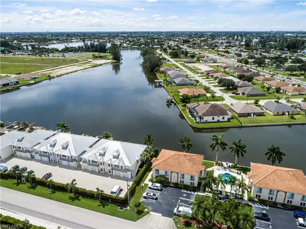 402 SW 3rd ST #202, Cape Coral, FL 33991