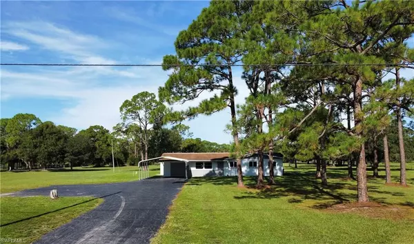 North Fort Myers, FL 33917,17751 Wells RD