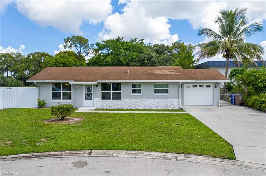 1709 Framingham CT, Fort Myers, FL 33907