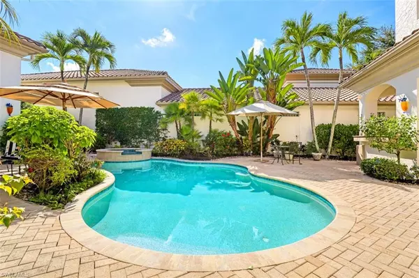 Naples, FL 34108,1064 Grand Isle DR