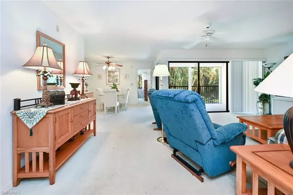 Naples, FL 34108,592 Beachwalk CIR #N-203