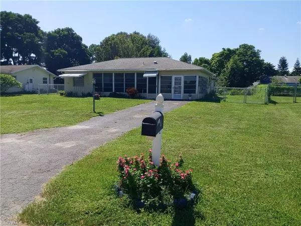 10 Palm BLVD, Lehigh Acres, FL 33936