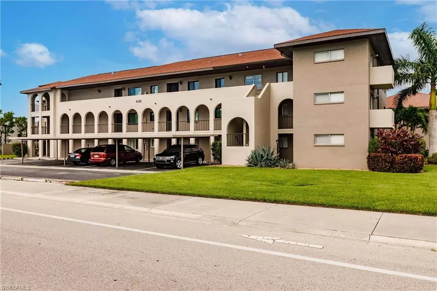 6102 Whiskey Creek DR #305, Fort Myers, FL 33919