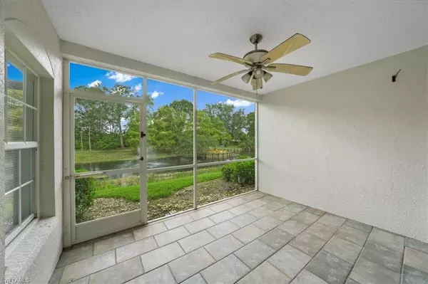 Naples, FL 34109,6801 Satinleaf RD S #103