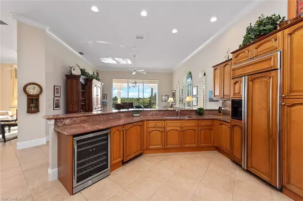 Naples, FL 34114,8528 Bellagio DR