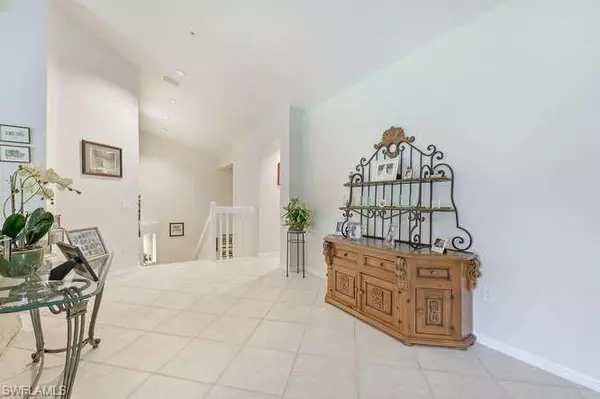 Naples, FL 34109,1605 Winding Oaks WAY #202