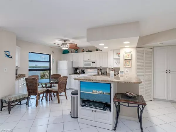 Marco Island, FL 34145,1085 Bald Eagle DR #B407