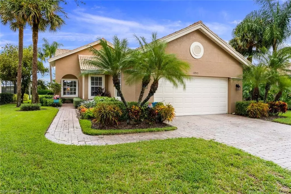 Bonita Springs, FL 34135,13571 Southampton DR