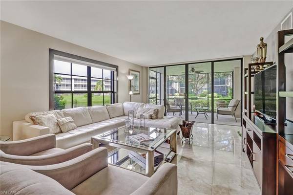 3111 Riviera DR #A-104, Naples, FL 34103