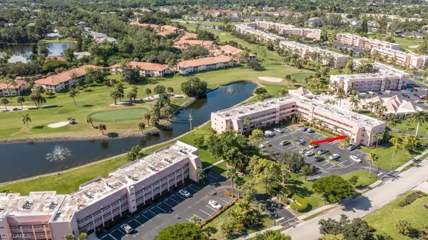 200 Forest Lakes BLVD #111, Naples, FL 34105