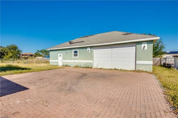 Lehigh Acres, FL 33971,5314 4th ST W