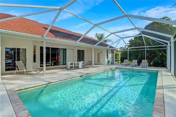 Naples, FL 34104,6871 Compton LN S