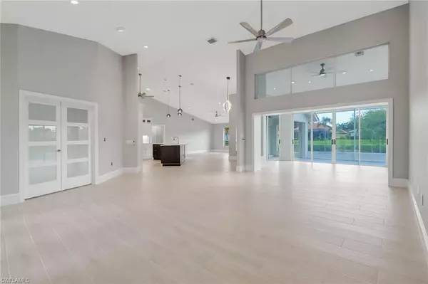 Naples, FL 34119,4566 Shearwater LN