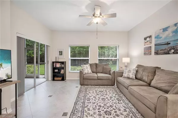 Bonita Springs, FL 34134,3900 Leeward Passage CT #104