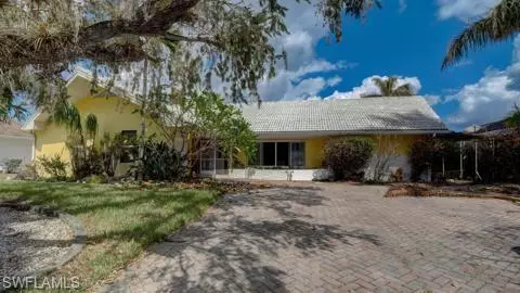 Naples, FL 34102,1387 Marlin DR