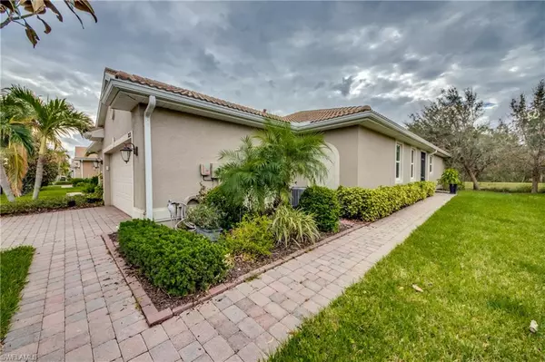 Fort Myers, FL 33916,3828 Dunnster CT