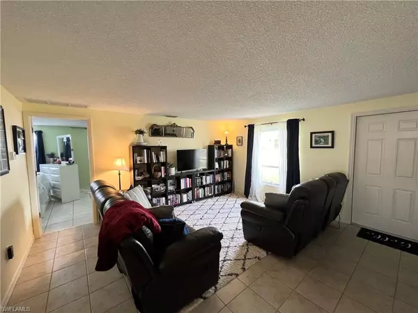 Port Charlotte, FL 33980,3485 Beacon DR