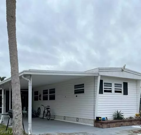 11271 Bayside BLVD, Fort Myers Beach, FL 33931