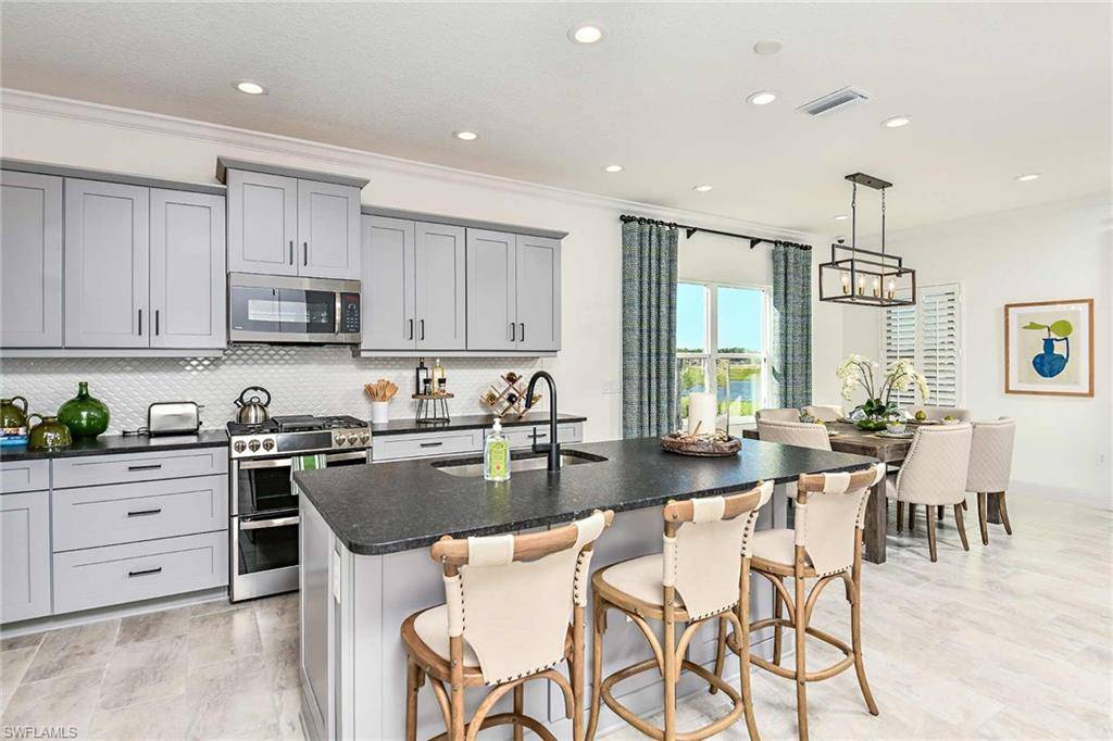Fort Myers, FL 33908,8783 Pigeon Key DR