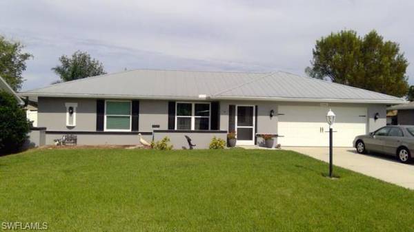 6060 Macbeth LN, Fort Myers, FL 33908