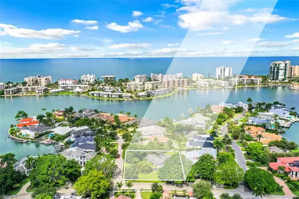 3225 Crayton RD, Naples, FL 34103