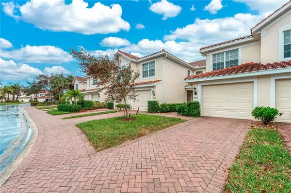 1380 Tiffany LN #2202, Naples, FL 34105