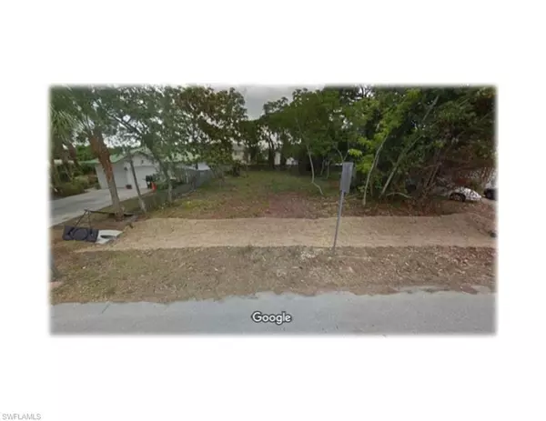 Bonita Springs, FL 34134,89 7th ST