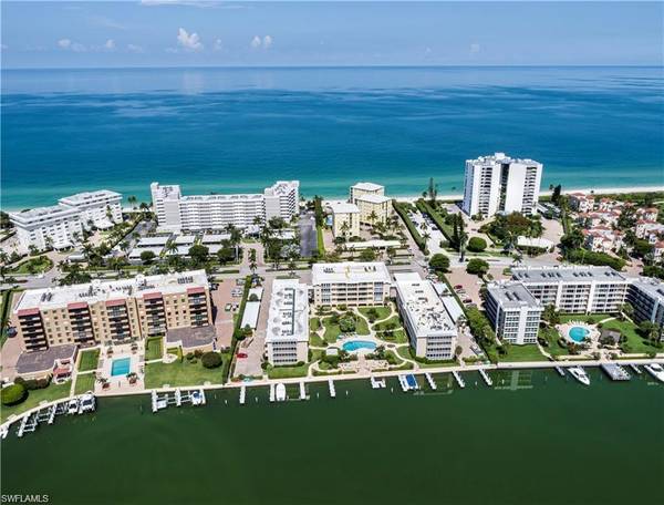 3450 Gulf Shore BLVD N #305, Naples, FL 34103