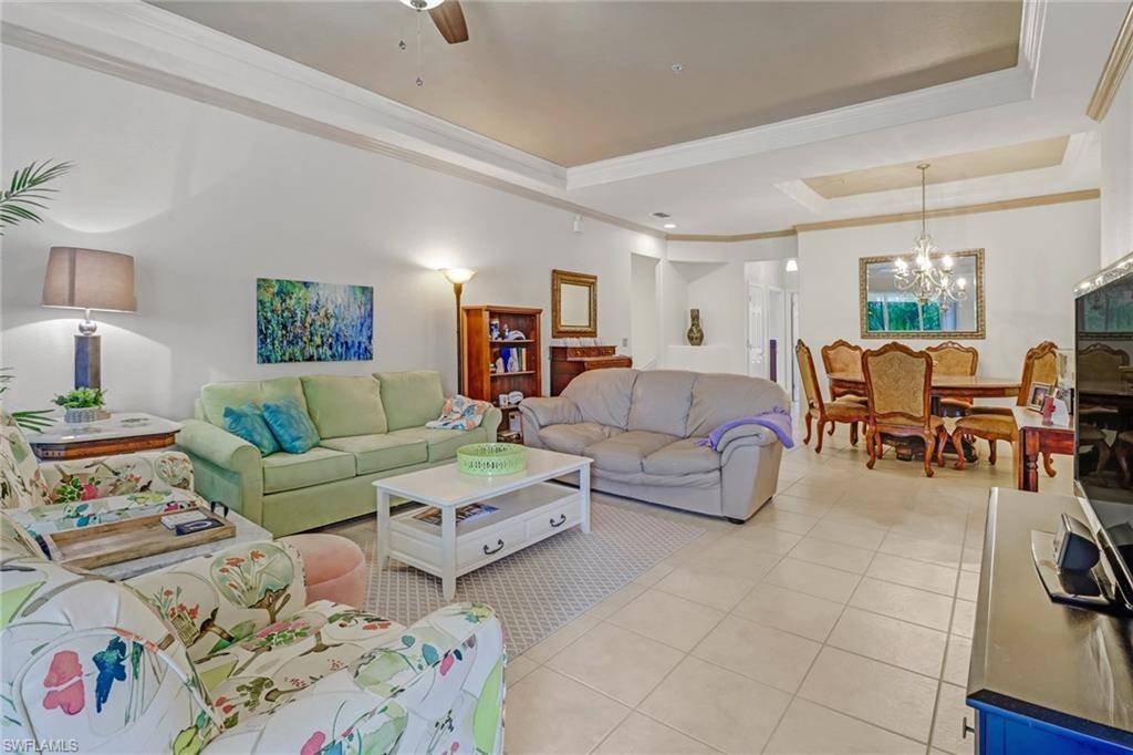 Naples, FL 34112,4670 Winged Foot CT #203