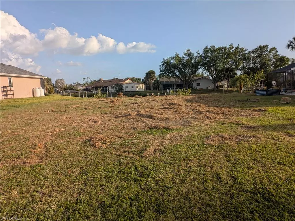 Port Charlotte, FL 33948,18641 Klingler CIR