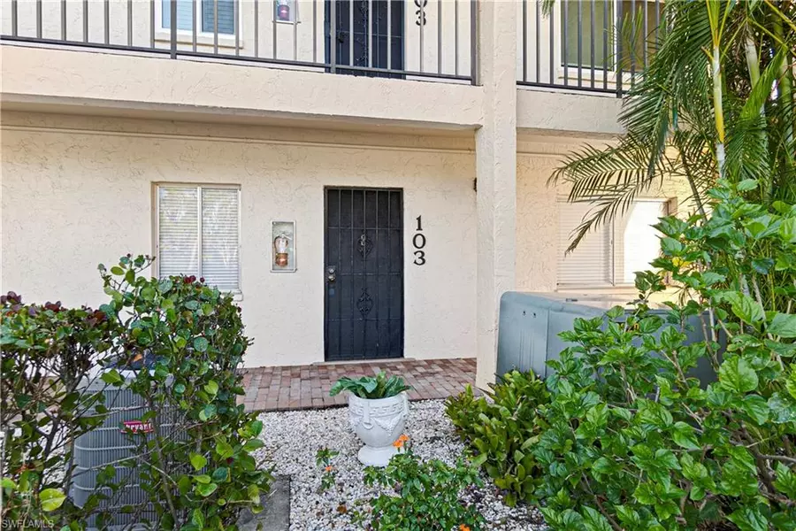 6184 Michelle WAY #A1-103, Fort Myers, FL 33919