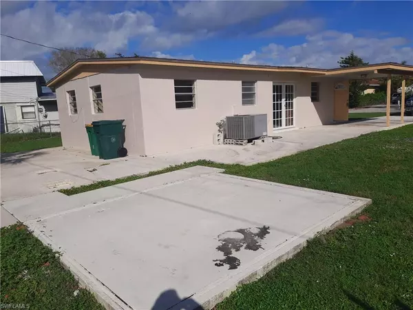 Naples, FL 34103,1032 Elrado ST