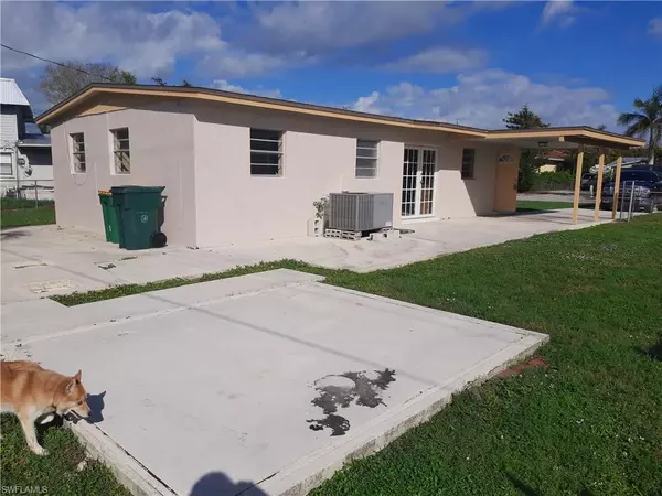 Naples, FL 34103,1032 Elrado ST