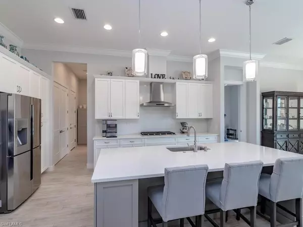 Marco Island, FL 34145,1621 Begonia CT