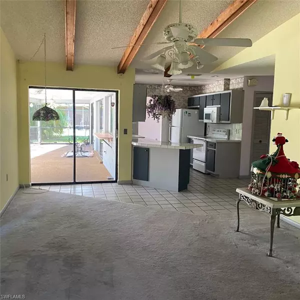 Cape Coral, FL 33990,1906 Viscaya PKWY