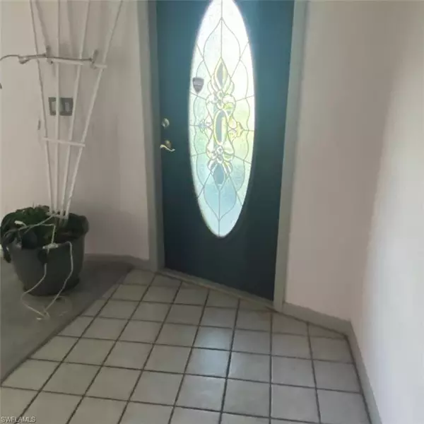 Cape Coral, FL 33990,1906 Viscaya PKWY