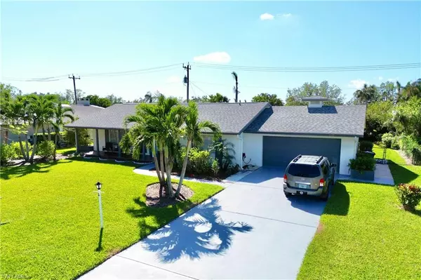 1346 Tanglewood PKWY, Fort Myers, FL 33919