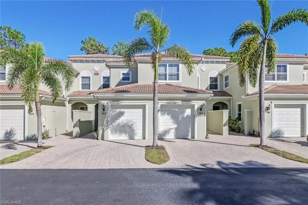 Naples, FL 34105,1445 Mariposa CIR #102