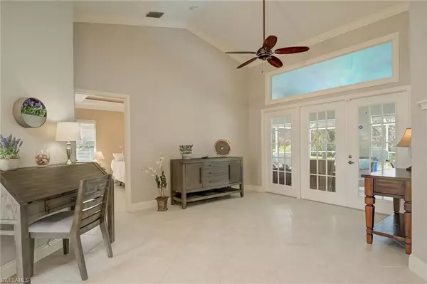 Naples, FL 34104,333 Wentworth CT