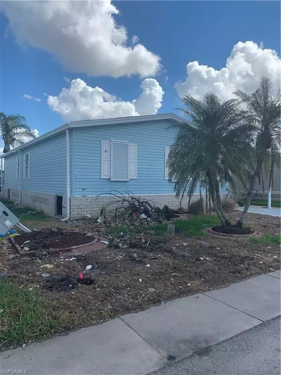 Fort Myers Beach, FL 33931,17561 Primrose CT