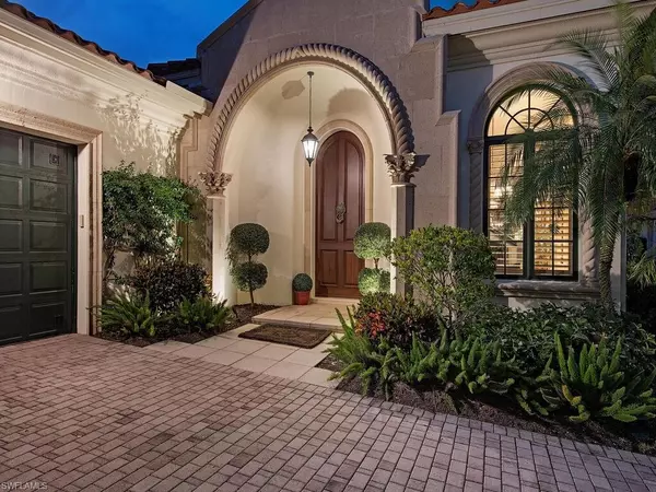 Naples, FL 34105,2618 TRILLIUM WAY