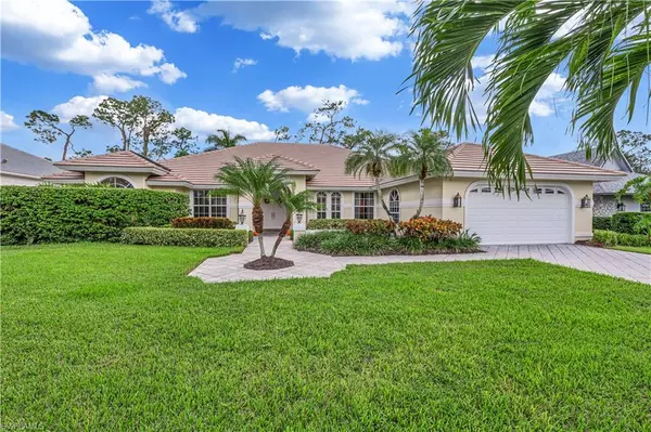 Naples, FL 34105,112 Edgemere WAY S