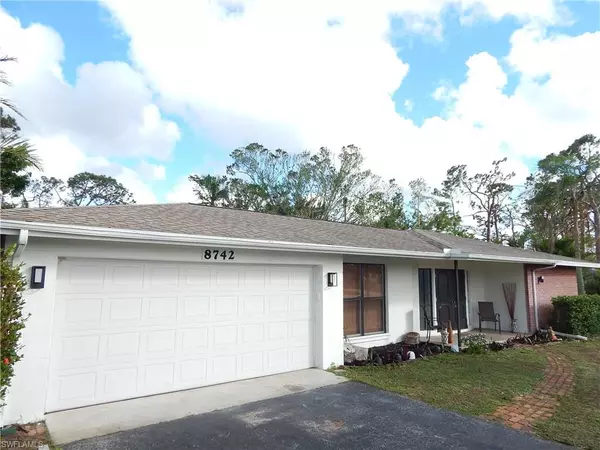 Fort Myers, FL 33907,8742 Dartmouth ST