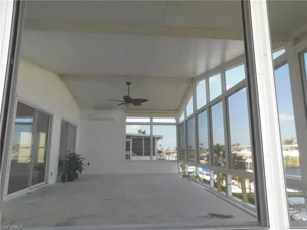 Fort Myers Beach, FL 33931,17670 Canal Cove CT