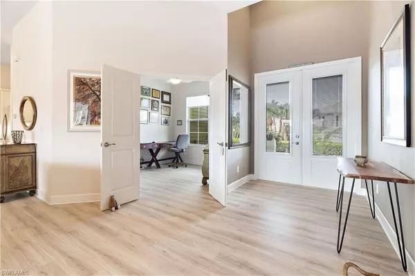 Bonita Springs, FL 34135,27121 Flamingo DR