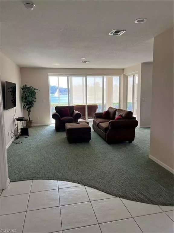 Estero, FL 33967,8466 Southbridge DR #4